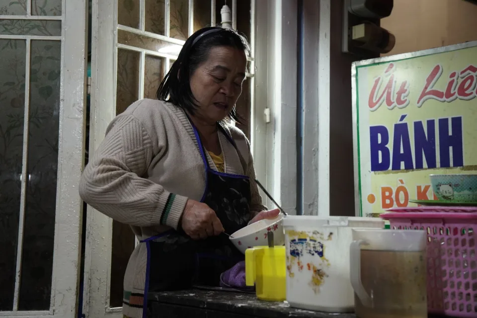 Bàn nướng đông khách tại Nguyễn Thanh